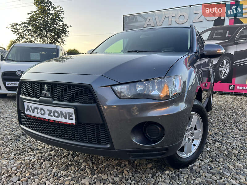 Mitsubishi Outlander 2011