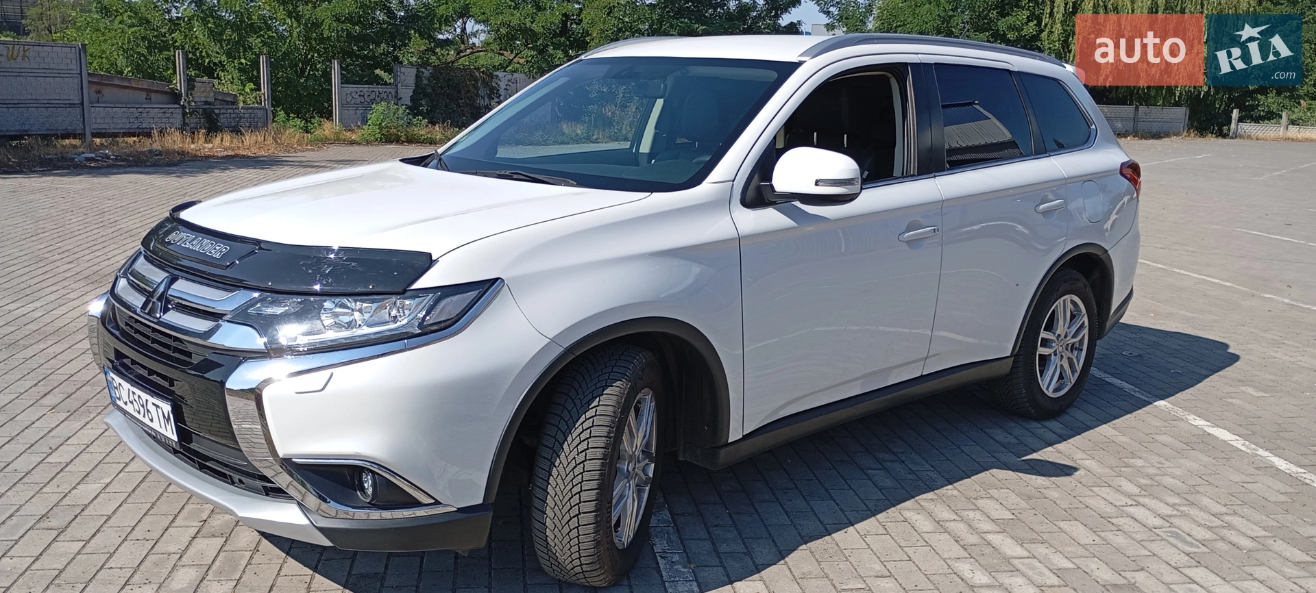2014 Mitsubishi Outlander - мініатюра 9