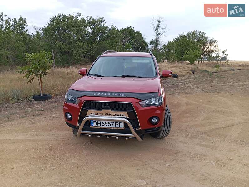 Mitsubishi Outlander 2013