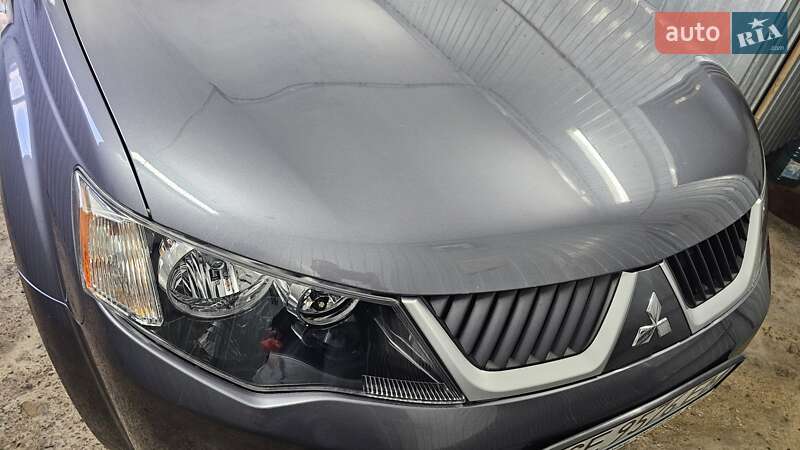 Mitsubishi Outlander 2008