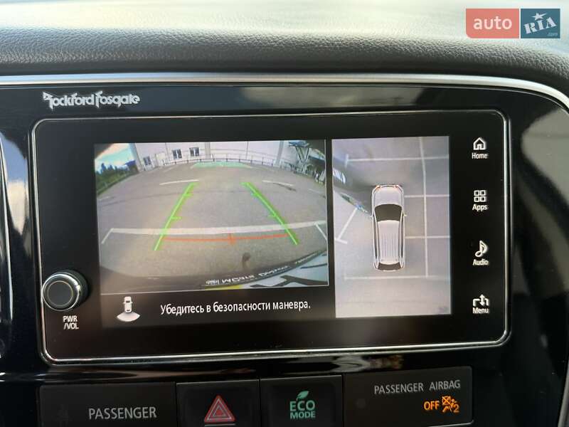 Внедорожник / Кроссовер Mitsubishi Outlander 2016 в Киеве