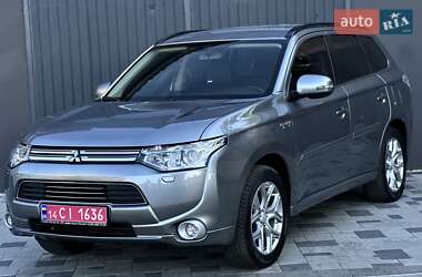Внедорожник / Кроссовер Mitsubishi Outlander 2014 в Ивано-Франковске