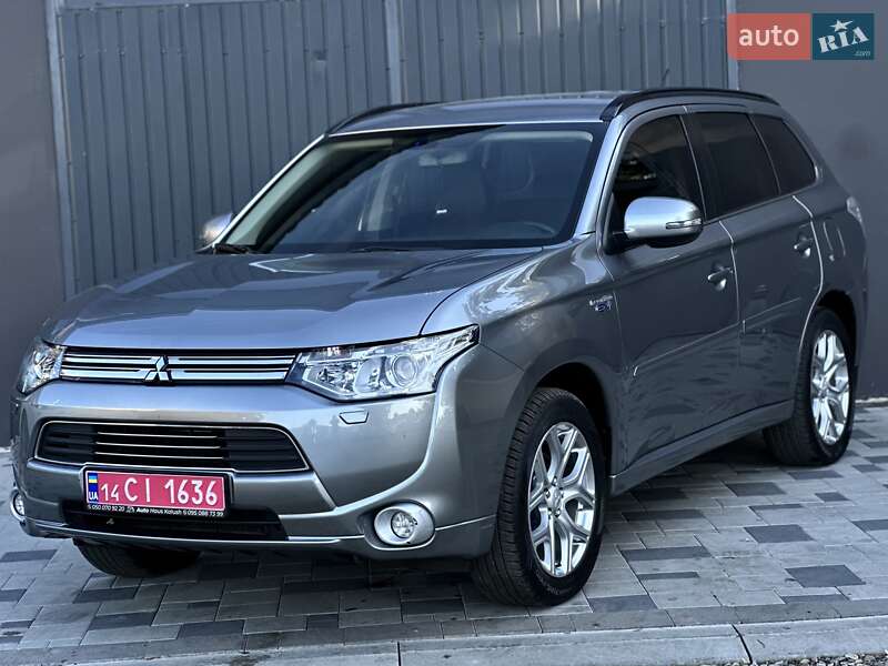 Mitsubishi Outlander 2014