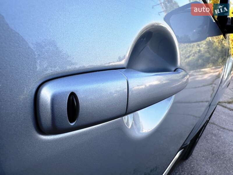 Внедорожник / Кроссовер Mitsubishi Outlander 2013 в Запорожье