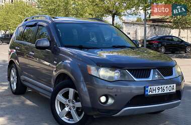 Внедорожник / Кроссовер Mitsubishi Outlander 2009 в 