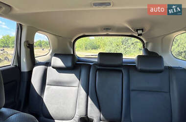 Внедорожник / Кроссовер Mitsubishi Outlander 2014 в 