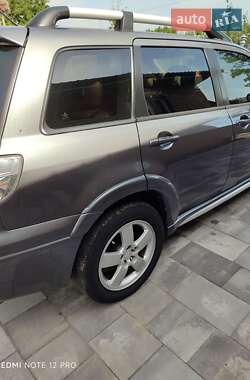 Внедорожник / Кроссовер Mitsubishi Outlander 2007 в 