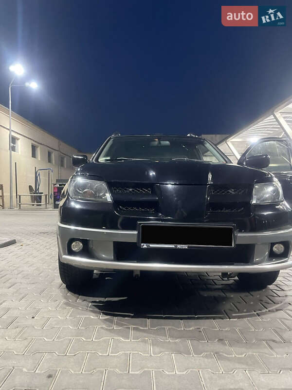 Позашляховик / Кросовер Mitsubishi Outlander 2004 в Одесі