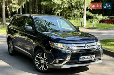 Внедорожник / Кроссовер Mitsubishi Outlander 2017 в Виннице