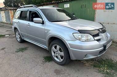 Внедорожник / Кроссовер Mitsubishi Outlander 2007 в 