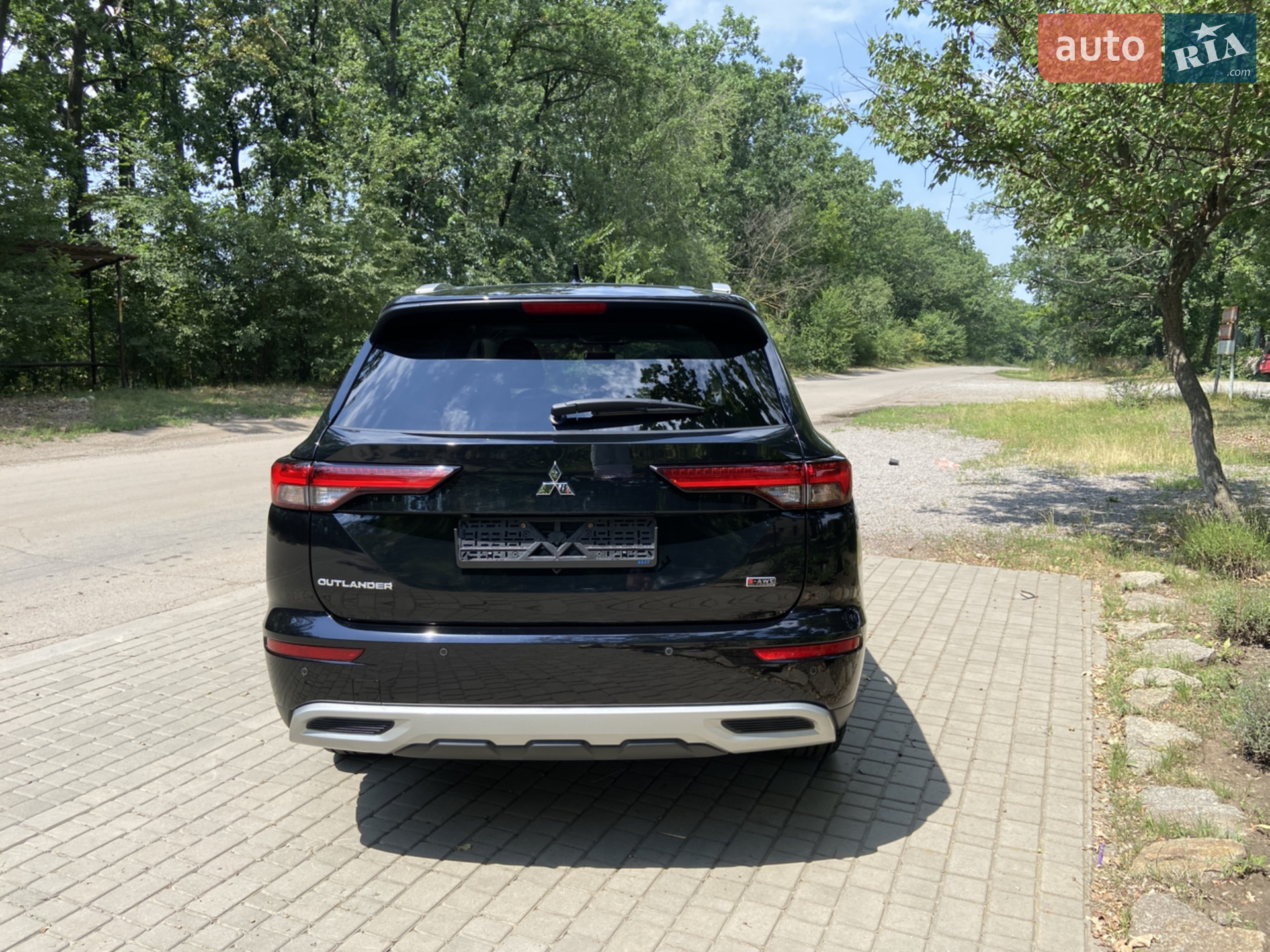 2022 Mitsubishi Outlander - мініатюра 11