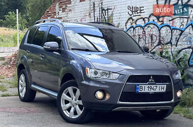 Позашляховик / Кросовер Mitsubishi Outlander 2011 в Полтаві