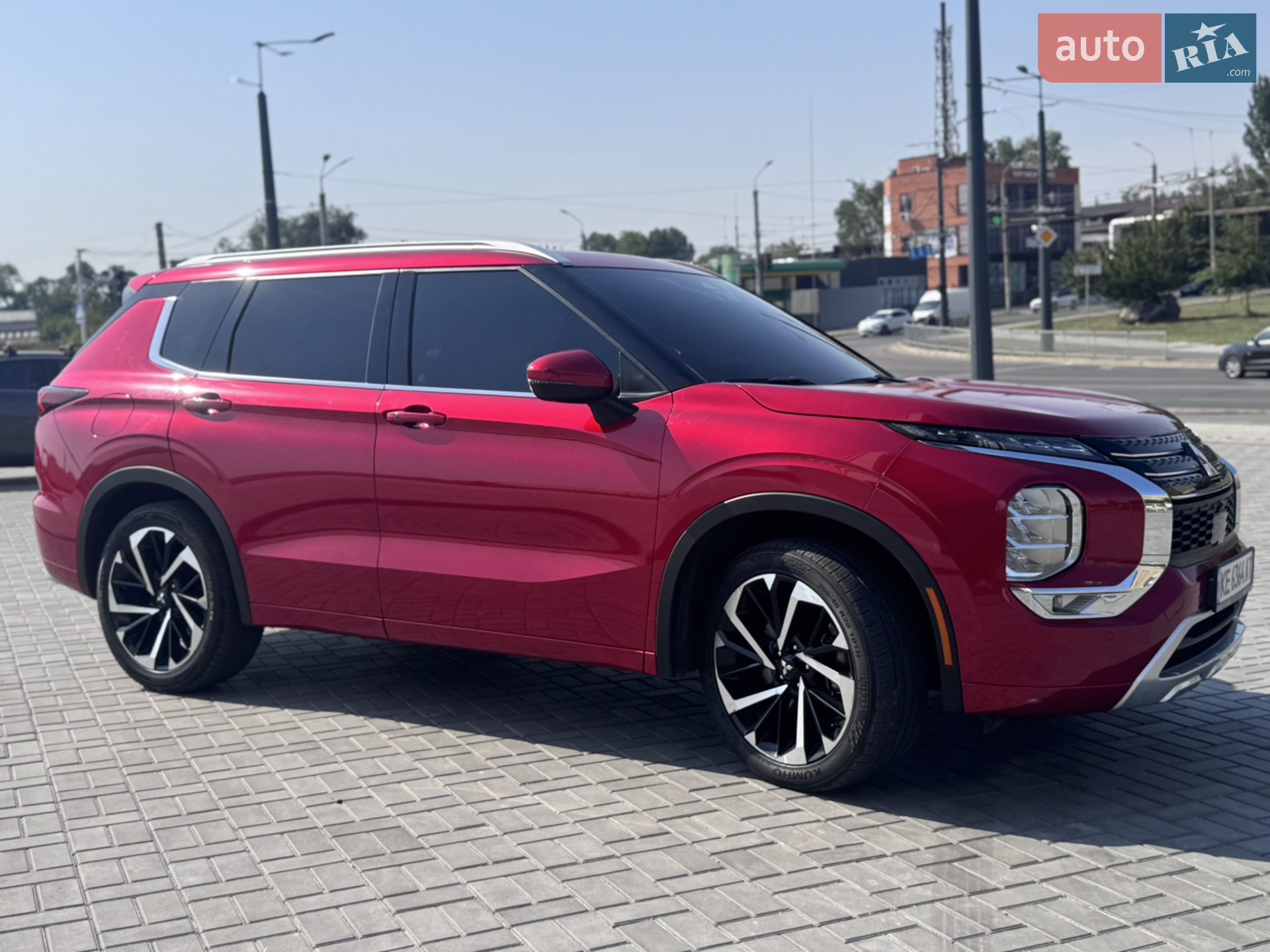 2022 Mitsubishi Outlander - мініатюра 12