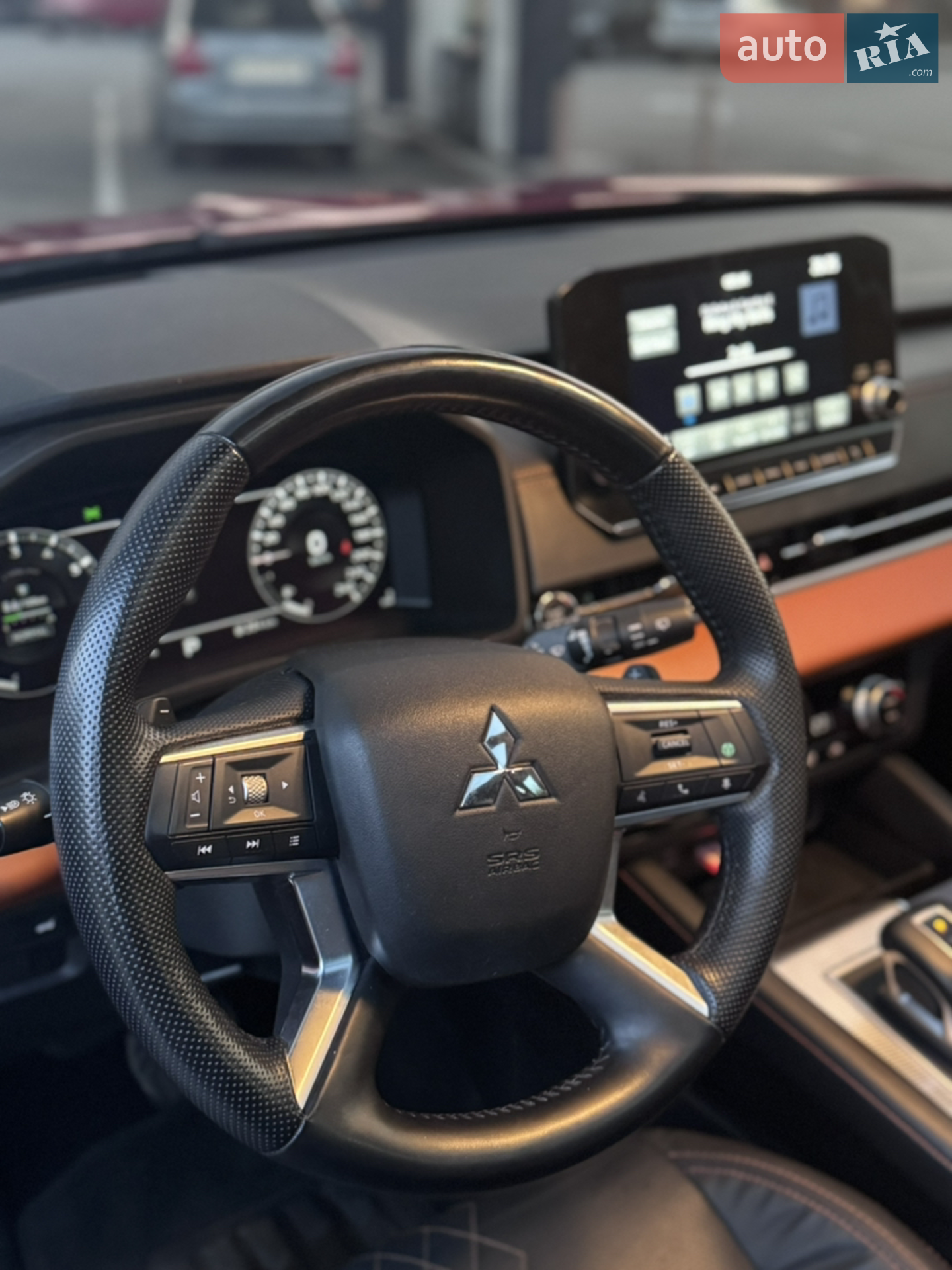 2022 Mitsubishi Outlander - мініатюра 16