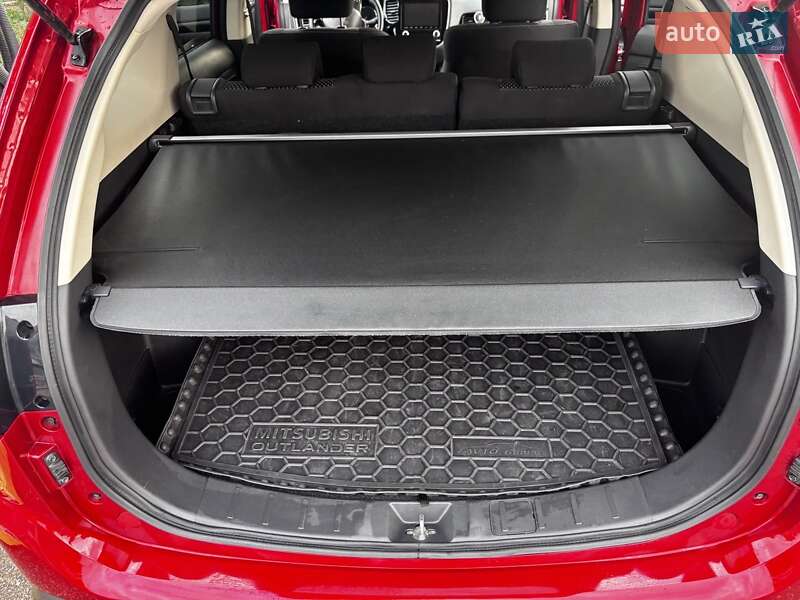 Позашляховик / Кросовер Mitsubishi Outlander 2022 в Вінниці