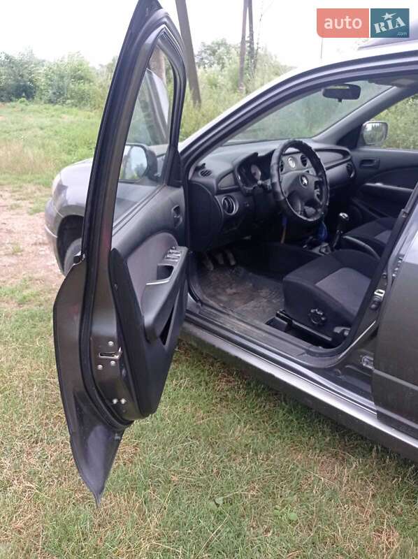 Позашляховик / Кросовер Mitsubishi Outlander 2008 в Івано-Франківську