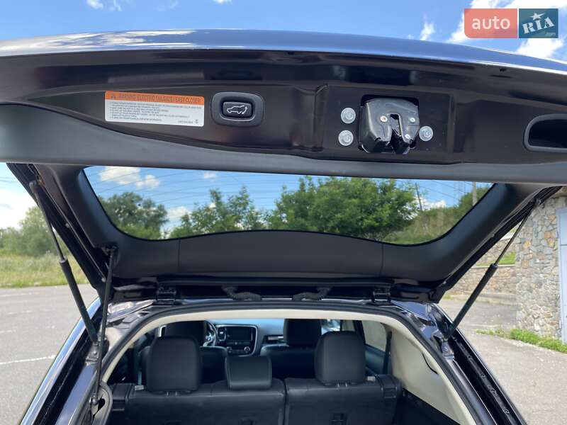 Позашляховик / Кросовер Mitsubishi Outlander 2018 в Білій Церкві