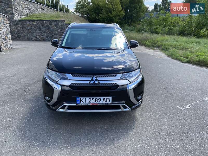 Позашляховик / Кросовер Mitsubishi Outlander 2018 в Білій Церкві