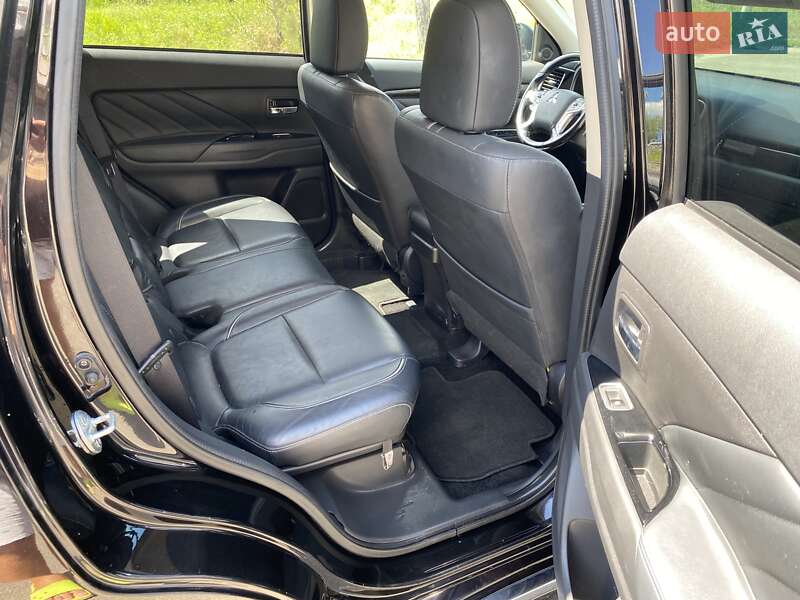 Позашляховик / Кросовер Mitsubishi Outlander 2018 в Білій Церкві