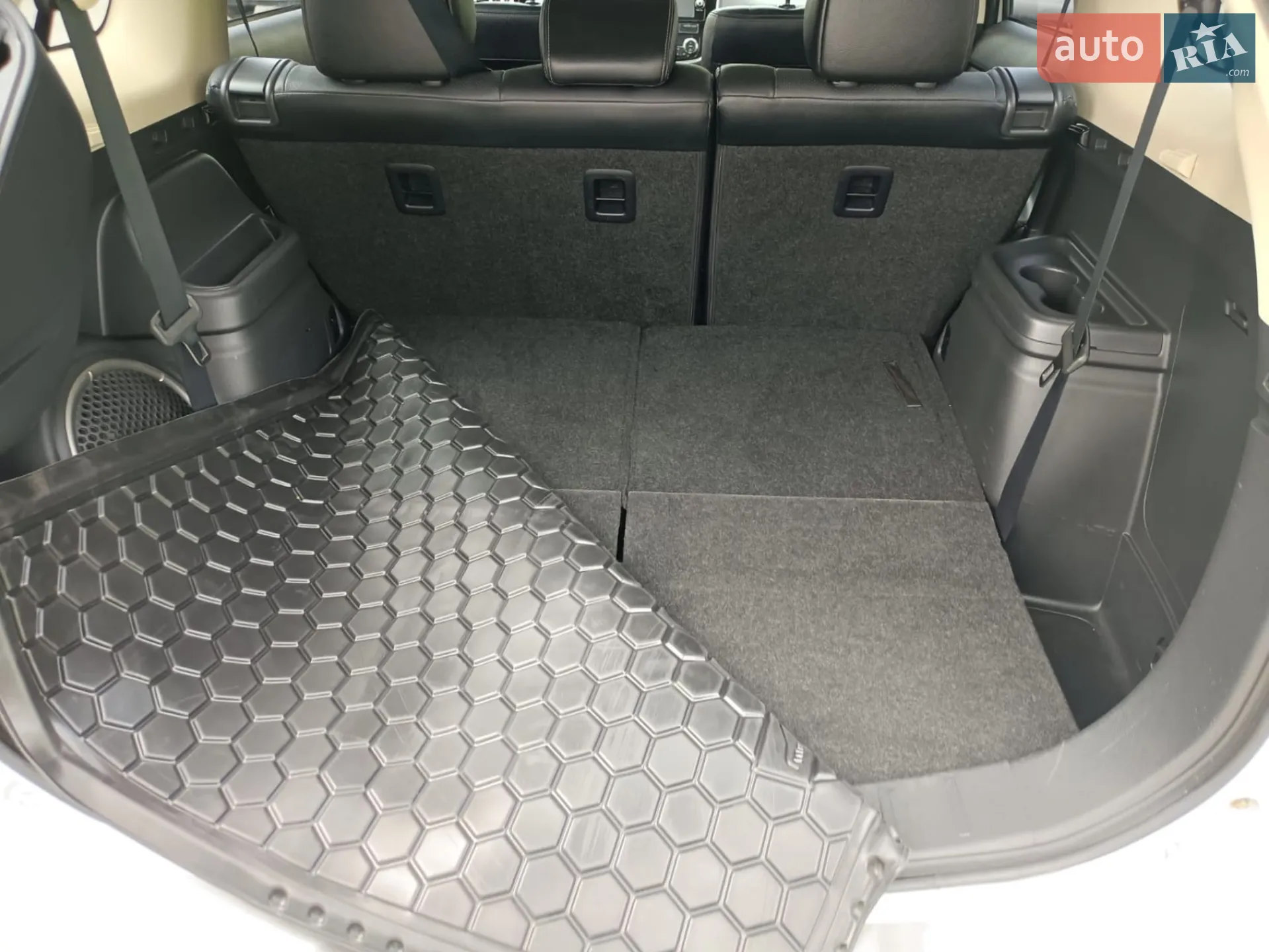 2014 Mitsubishi Outlander - мініатюра 15