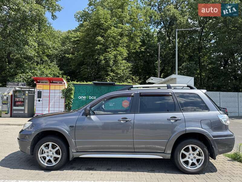 Позашляховик / Кросовер Mitsubishi Outlander 2009 в Івано-Франківську