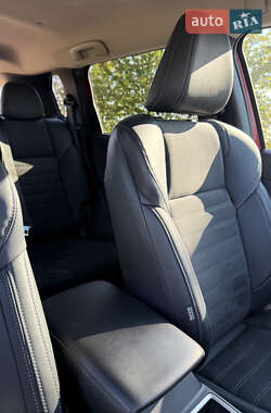 Внедорожник / Кроссовер Mitsubishi Outlander 2023 в 