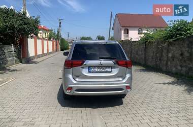 Внедорожник / Кроссовер Mitsubishi Outlander 2018 в 