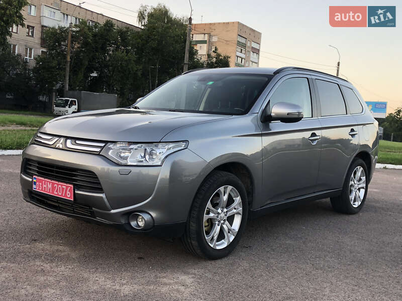 Mitsubishi Outlander 2013