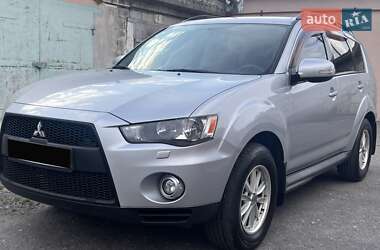 Позашляховик / Кросовер Mitsubishi Outlander 2011 в Жовтих Водах