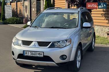 Внедорожник / Кроссовер Mitsubishi Outlander 2008 в Киеве