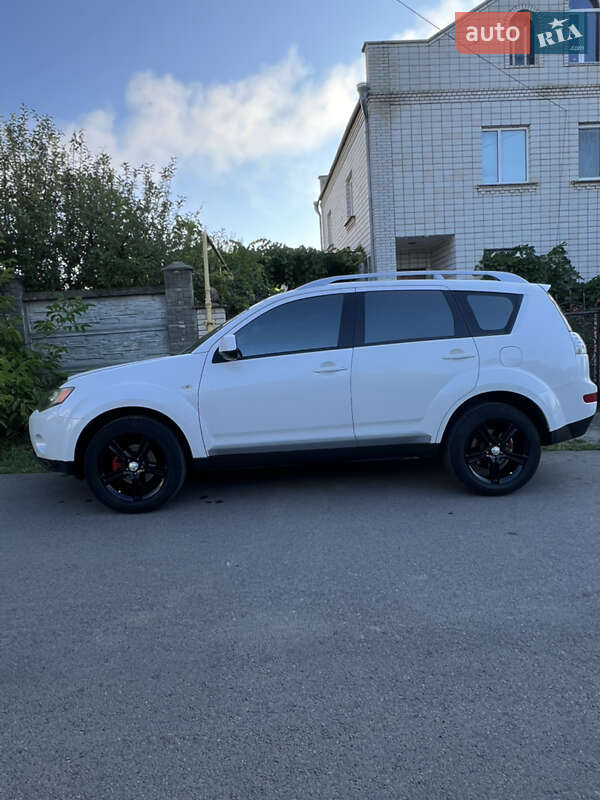 Внедорожник / Кроссовер Mitsubishi Outlander 2008 в Ладыжине фото 16 Внедорожник / Кроссовер Mitsubishi Outlander 2008 в Ладыжине