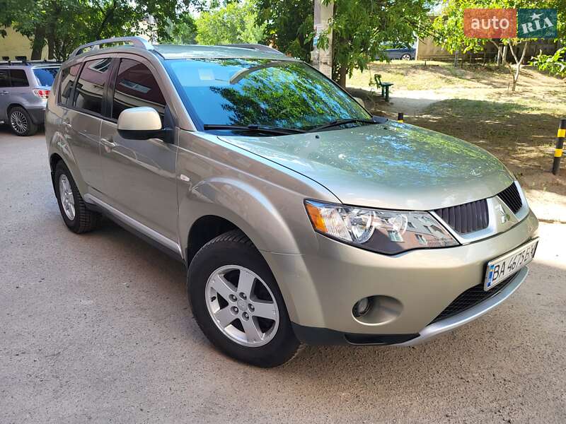 Mitsubishi Outlander 2008