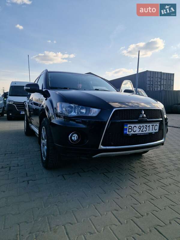 Внедорожник / Кроссовер Mitsubishi Outlander 2009 в Тернополе
