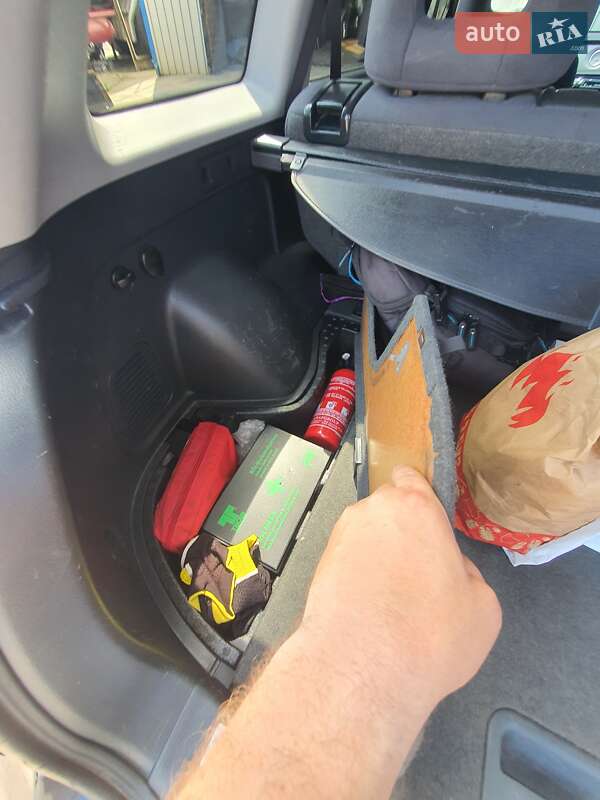 Внедорожник / Кроссовер Mitsubishi Outlander 2006 в Виннице фото 15 Внедорожник / Кроссовер Mitsubishi Outlander 2006 в Виннице