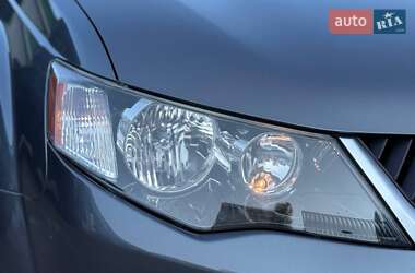 Внедорожник / Кроссовер Mitsubishi Outlander 2008 в 