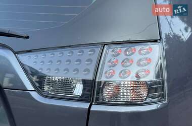 Внедорожник / Кроссовер Mitsubishi Outlander 2008 в 