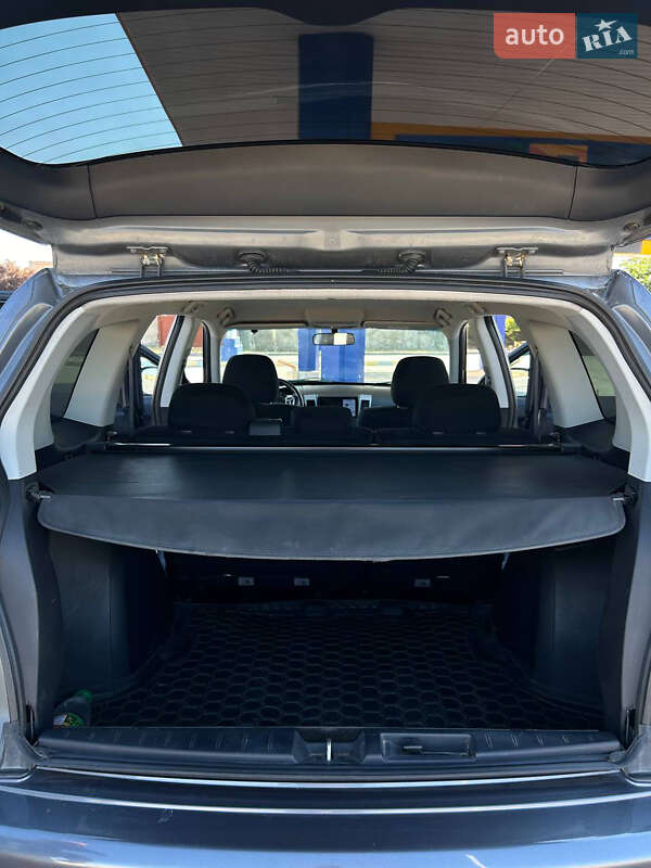 Внедорожник / Кроссовер Mitsubishi Outlander 2010 в Измаиле