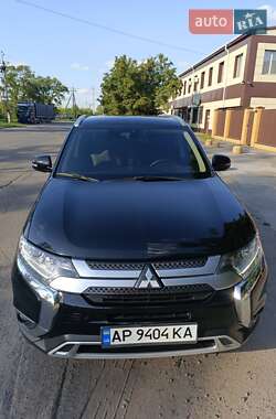 Внедорожник / Кроссовер Mitsubishi Outlander 2020 в Павлограде
