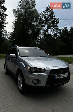 Позашляховик / Кросовер Mitsubishi Outlander 2010 в Новояворівську