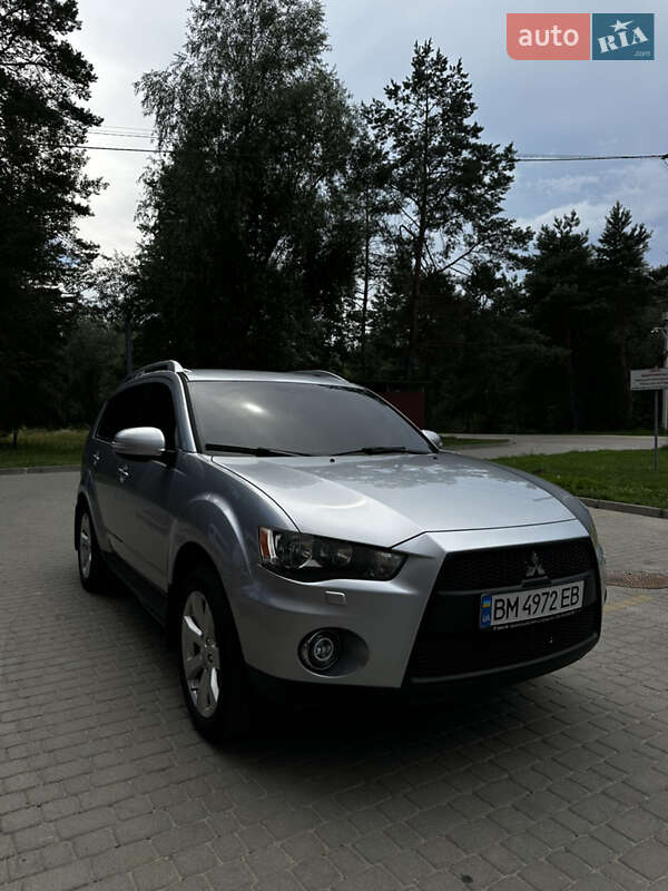 Mitsubishi Outlander 2010