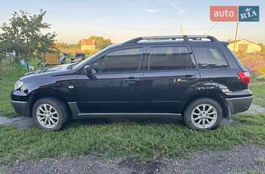 Позашляховик / Кросовер Mitsubishi Outlander 2009 в Житомирі
