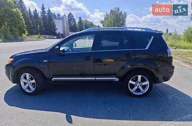 Внедорожник / Кроссовер Mitsubishi Outlander 2009 в 
