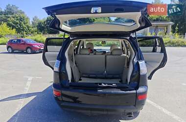 Внедорожник / Кроссовер Mitsubishi Outlander 2009 в 