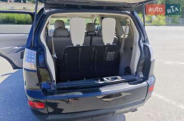 Внедорожник / Кроссовер Mitsubishi Outlander 2009 в 