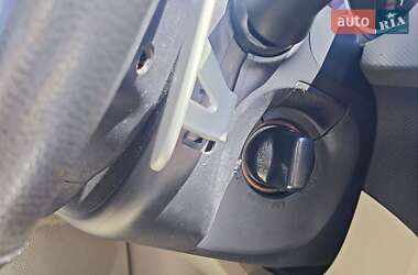 Позашляховик / Кросовер Mitsubishi Outlander 2009 в Києві