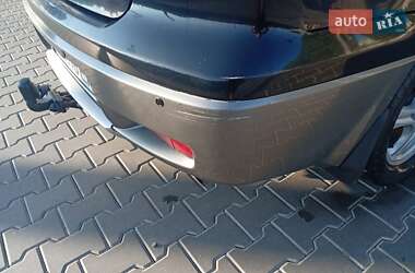 Позашляховик / Кросовер Mitsubishi Outlander 2005 в 