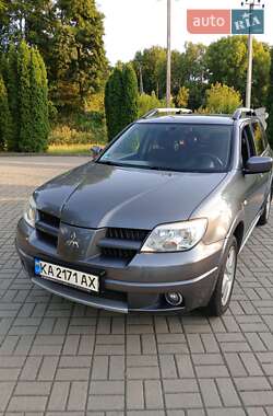 Позашляховик / Кросовер Mitsubishi Outlander 2007 в Прилуках