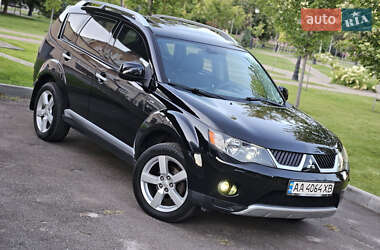 Внедорожник / Кроссовер Mitsubishi Outlander 2008 в Киеве