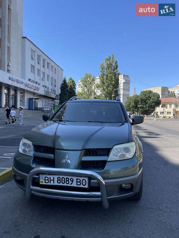 Позашляховик / Кросовер Mitsubishi Outlander 2006 в Одесі фото 3 Позашляховик / Кросовер Mitsubishi Outlander 2006 в Одесі