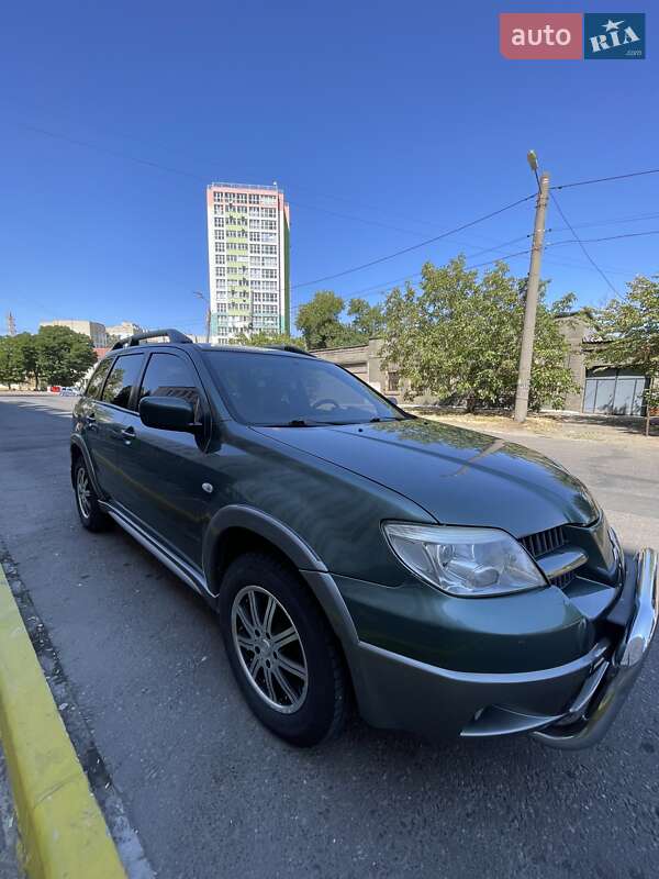 Позашляховик / Кросовер Mitsubishi Outlander 2006 в Одесі фото 13 Позашляховик / Кросовер Mitsubishi Outlander 2006 в Одесі